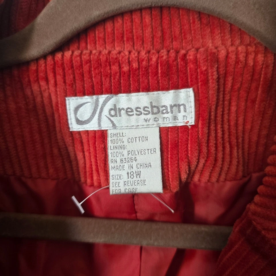 Blazer Dressbarn Pana Roja 18W - Capas Otoño, Ambiente Retro, Algodón Texturizado Foto 2 de 4