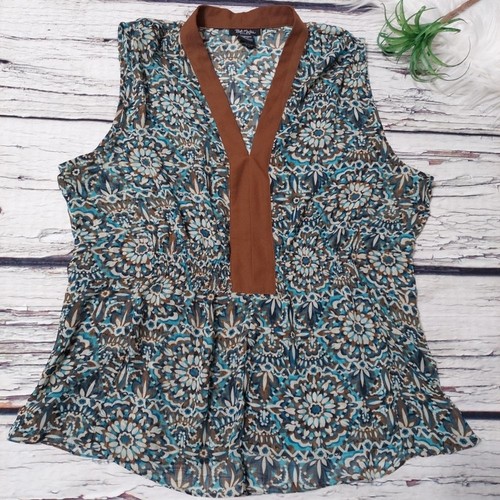 Bob Mackie Sleeveless VNeck Blouse - Picture 10 of 14