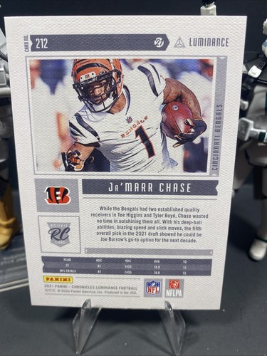 2021 PANINI CHRONICLES LUMINANCE FOOTBALL ROOKIE CARD #212 JAMARR CHASE RC - Picture 3 of 4