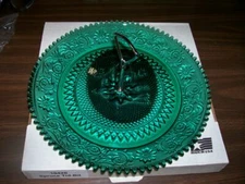 TIARA SPRUCE GREEN SANDWICH GLASS 12 Inch TID BIT TIDBIT PLATTER TRAY EXCLUSIVES