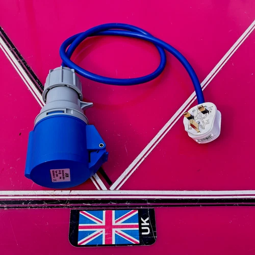 13Amp Plug to 32Amp Socket Adapter fly lead arctic flex 2.5mm cores 1x meter