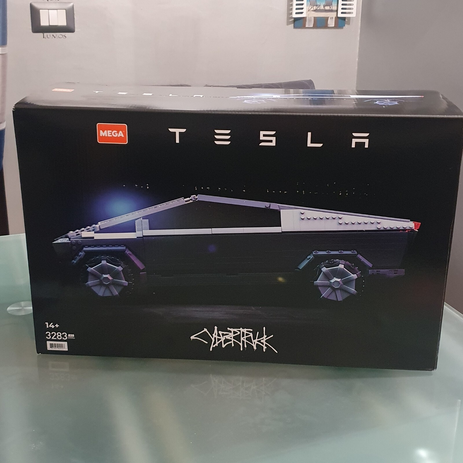 MEGA Tesla Cybertruck By MATTEL Set da costruzione (compatibile LEGO)