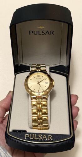 Vintage PULSAR by Seiko V732-X054 Herren goldfarbene Datum Quarz Uhr neu in Box - Bild 13 von 19
