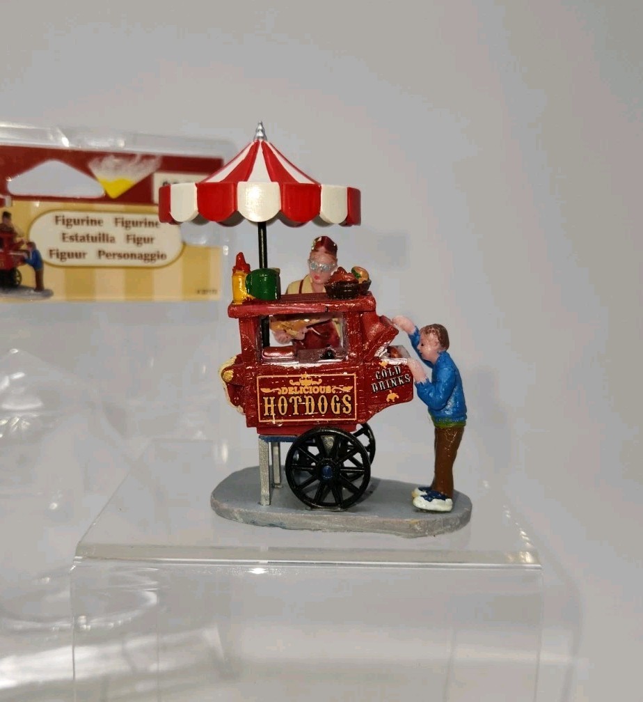 Lemax 2011 Delicious Hot Dogs Cart 32172 Retired Christmas Carnival ...