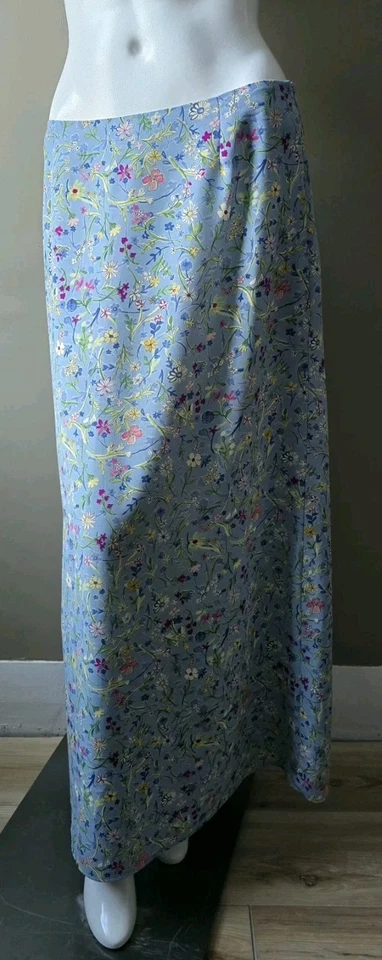 Catálogo Delia Años 90 "Falda de Viaje de Campo" Por Objetos Necesarios 11/12 Floral... Foto 3 de 4