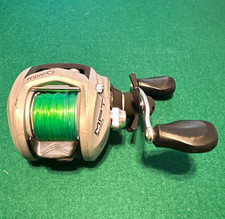 Quantum MPT 300 Right Hand Low Profile Baitca...