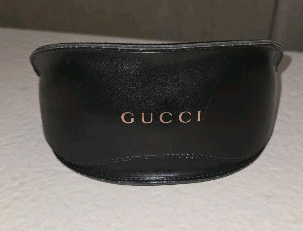 Gucci Oversized Leather Glasses/Sunglasses Case, Pouch | eBay display picture 3