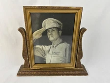 General Douglas MacArthur WWII Possibly Signed Print In Antique Tabletop Frame