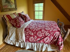 Chaps by Ralph Lauren Red / Cream Queen Size Duvet cover with Pillow Shams