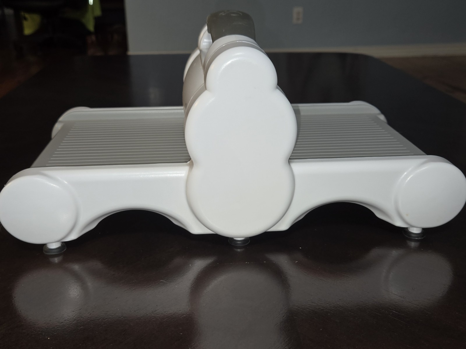 Picture 4 of 8