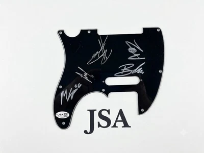 Avenged Sevenfold Signed Guitar Pick JSA Authentic Autograph All 5 Members - Image 1 of 4