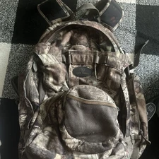 Game Winner Hydration Hunting Backpack With Orange Rain Fly
