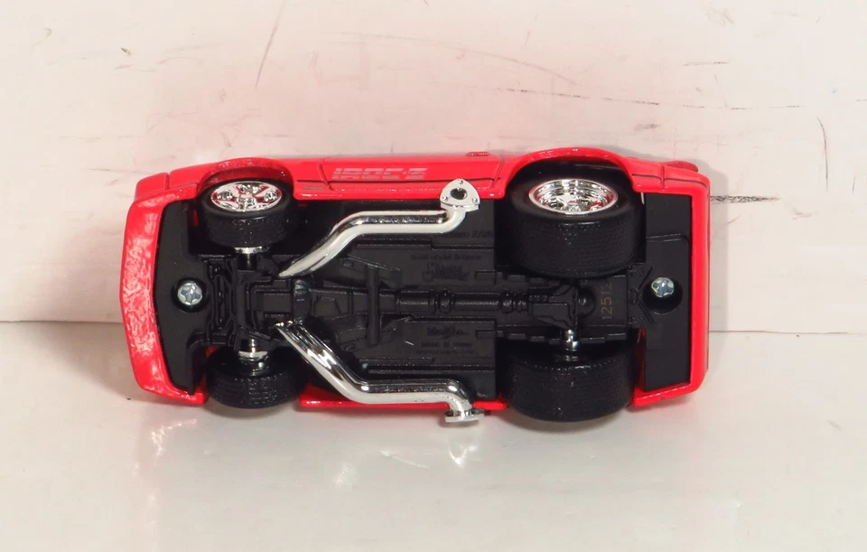 Maisto Muscle Machines 1988 Chevrolet Camaro Z/28 Red Diecast Car # 37 1:64 - Image 3 of 4