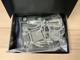 LEGO ARCHITECTURE: The Eiffel Tower (21019) Paris France Complete w Box & Manual