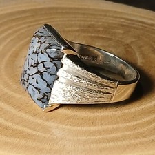 GORGEOUS BLUE COLORADO SPIDERWEB DINOSAUR BONE RING