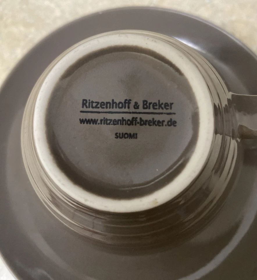 Taza Ritzenhoff & Breker SUOMI (3,5”D X 3”H) y platillo (6”D X 1”H) porcelana gris Foto 4 de 4