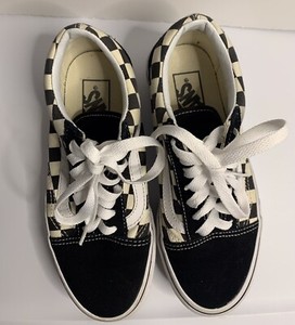checkered vans black stripe