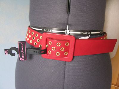 BETSEY JOHNSON Red/Gold Faux Leather Square Buckle Belt Size  display picture 1