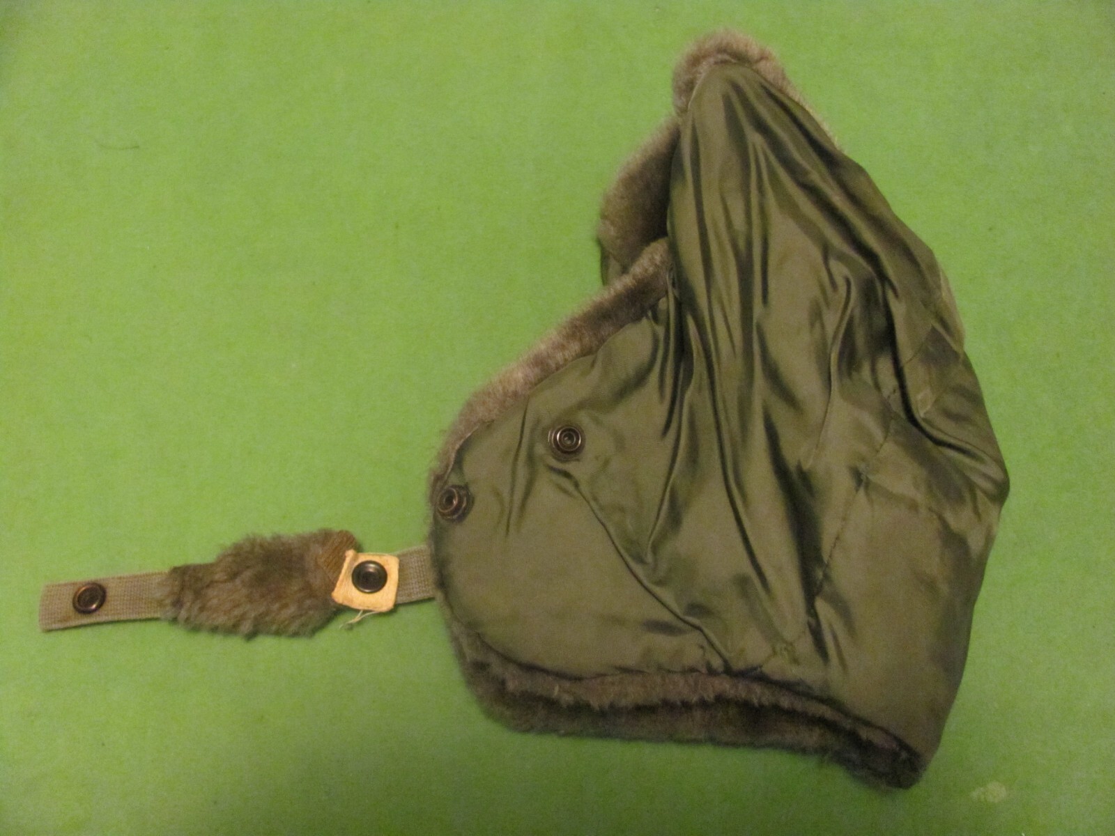 USAF Winter Flyers Helmet Large Green B9E Cold Weather Air Force Cap-image