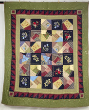 Vintage ręcznie robiona piękna przytulna aplikacja w kwiaty wielokolorowa kołdra 252x212 cm