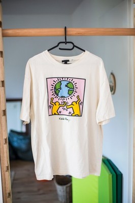 Keith Haring H&M shirt world beige S