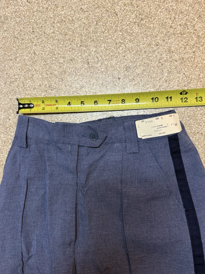 NWT WOMENS US POSTAL SHORTS BLUE SIZE 6 USA Made Polyester Talon Zip - Image 4 of 4