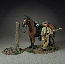 31387 - Dismounted Confederate Cavalryman Resting with Mount - ACW - W Britain