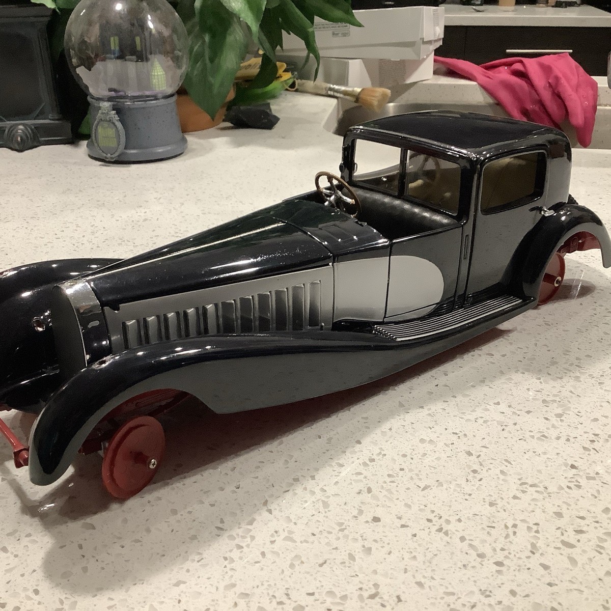 1:16 Diecast 1931 Bugatti Royale Coupe De Ville Parts Car By