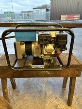 Honda Stephill 2.7 KVA   generator 110V/ 240V good runner ex fleet