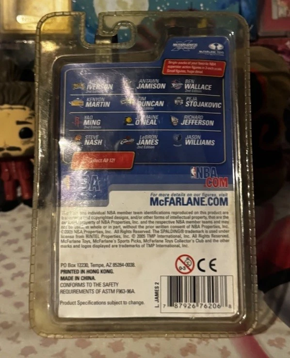LeBron James Cleveland Cavaliers 2005 McFarlane 3 pulgadas 2ND Ed. NUEVO Envío Rápido Foto 2 de 4