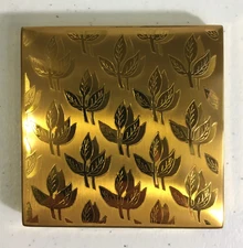 Vintage Ladies Compact - Elgin American - Gold Colored Leaf Pattern (1000865)