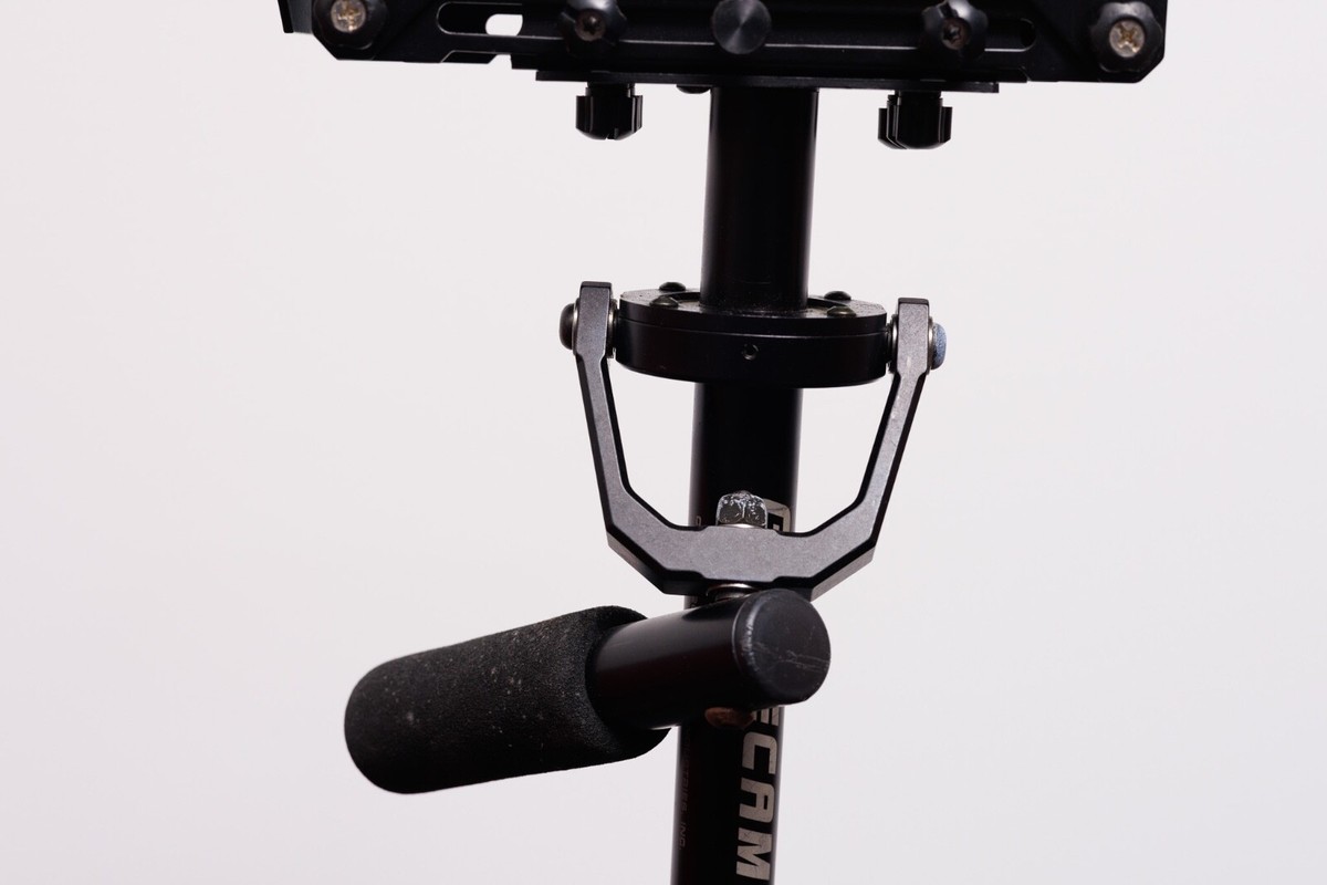Glidecam HD-2000 Stabilizzatore Per Fotocamera – Supporto Da 0,8 A 2,7 Kg Con Rotazione 360°