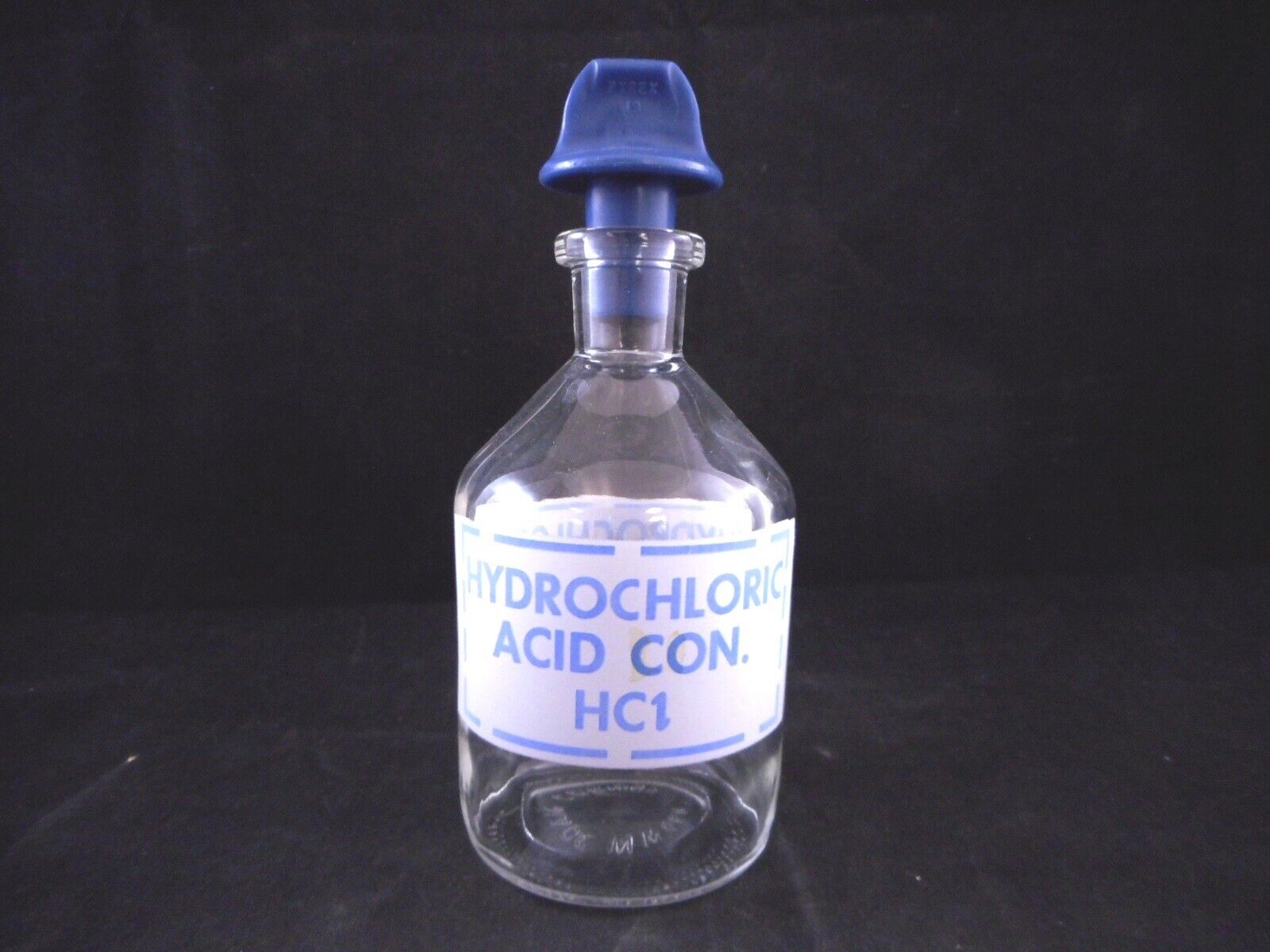 PYREX Glass 250mL Narrow Cheap mail order specialty Award store Mouth HYDROCHLORIC Solution ACID Bottle