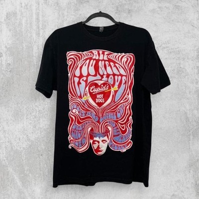 Cupid s Hot Dogs Los Angeles All You Need Is Love Graphic Tee Psychedelic Size L