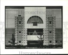 1985 Press Photo Exterior of Tsukuba Center Building by Arata Isozake