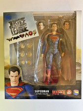 Superman JUSTICE LEAGUE MAFEX No. 057 Action Figure   Accessories