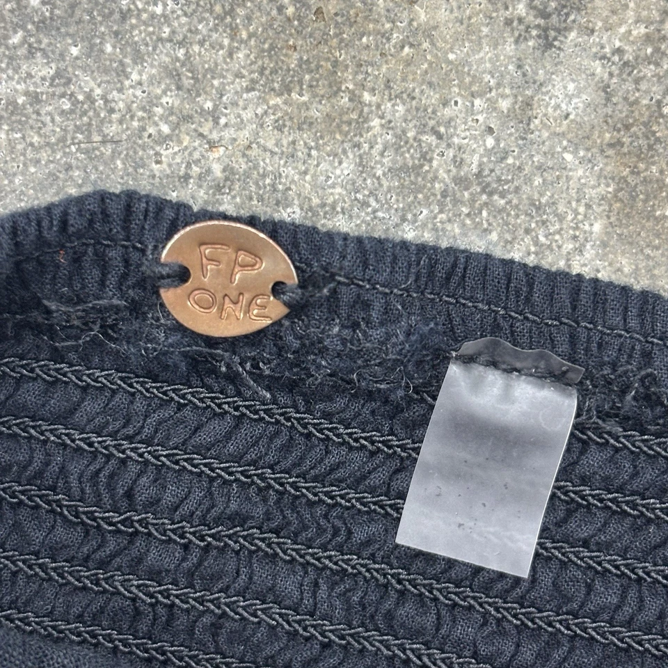 Sujetador corto Free People One Celine negro aterciopelado de encaje XS/S? Foto 4 de 4