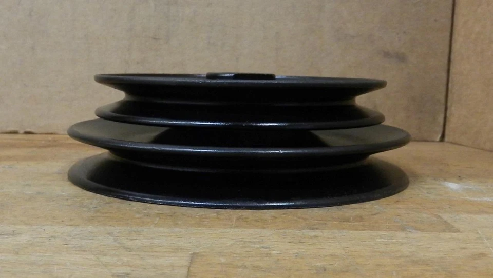 Jeep CJ Wagoneer V8 1972-74 AMC usado bomba dirección asistida polea 3216621 Foto 2 de 4