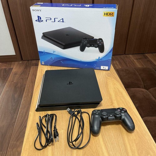 Sony PlayStation 4 Jet Black 1TB /CUH-2100BB01 /PS4 With Accessories JAPAN /USED