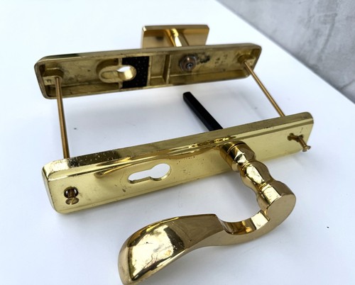 Polished Brass Door Handle Set, Classic Lever & Knob Combo, Entryway Hardware - Picture 13 of 13