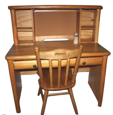kids pine desk
