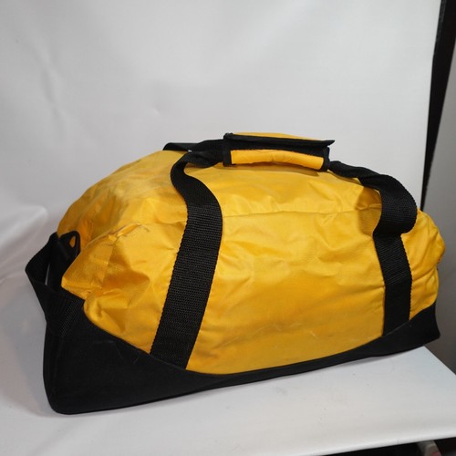 Vintage Blockbuster Video Duffle Bag Promotional Yellow Y2K 90s - Picture 2 of 15