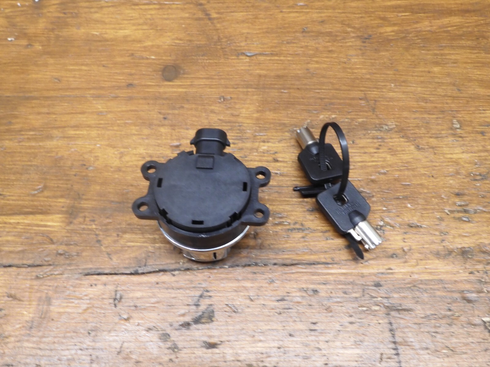 HARLEY DAVIDSON IGNITION SWITCH 7151711 eBay