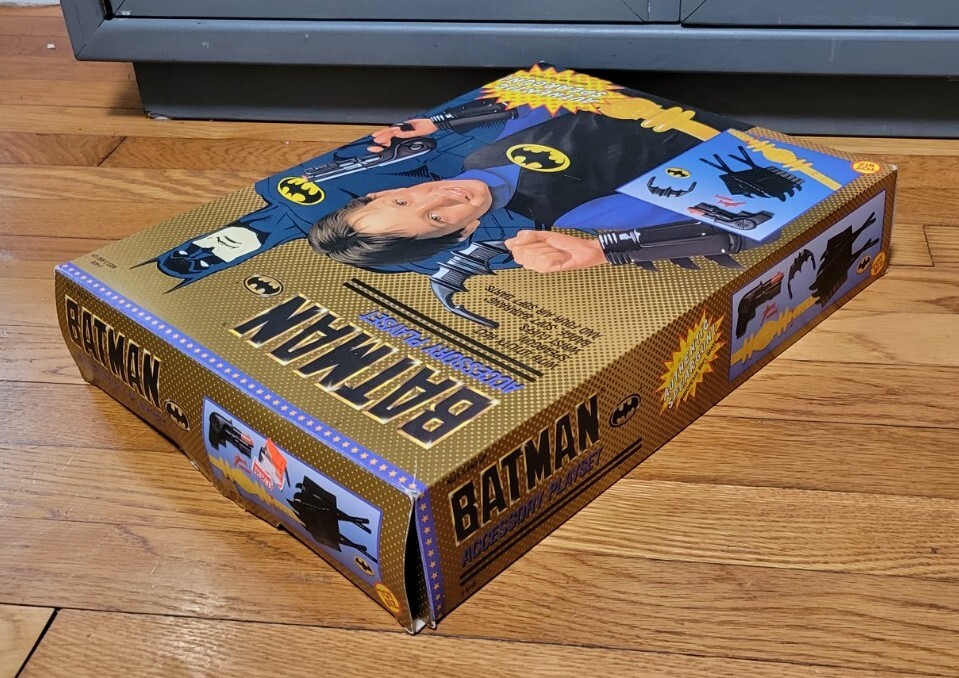 RARE! 1989 Batman Toy Biz Accessory Playset Speargun Vintage Belt