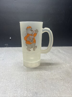 Vintage 1970's A&W Super 22 oz Root Beer Bear Plastic Mug/Bear | eBay