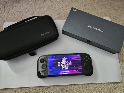 Ayn Odin 2 Portal Pro 12gb MINT + Extras ( Grip/Case/Caps )