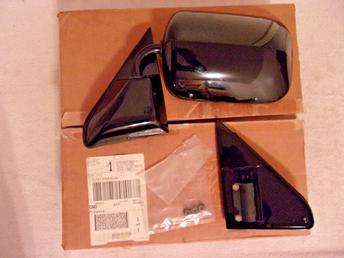 NOS NEW GENUINE GM SIDE MIRROR ASSEMBLY #12343935 K1500 K3500 1988 - 1998 C1500
