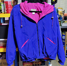 L.L. Bean Women s Blue/Pink Hooded Windbreake...