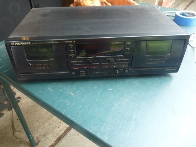Pioneer CT-W403R Double Cassette Tape Deck Player Recorder Auto Reverse Works
