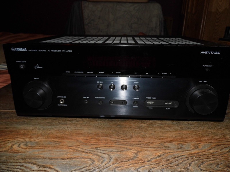 Yamaha RX-A750 AVENTAGE 7.2 Channel A/V Receiver Audio HDMI Bluetooth